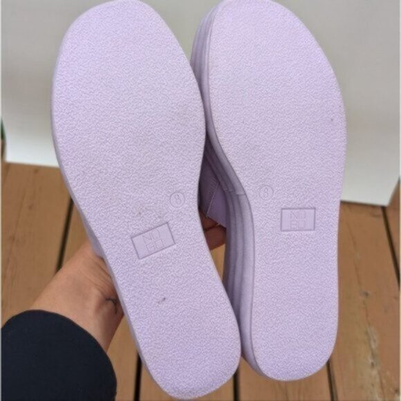 No Boundaries lilac foam platform wedge sandals - Picture 5 of 5